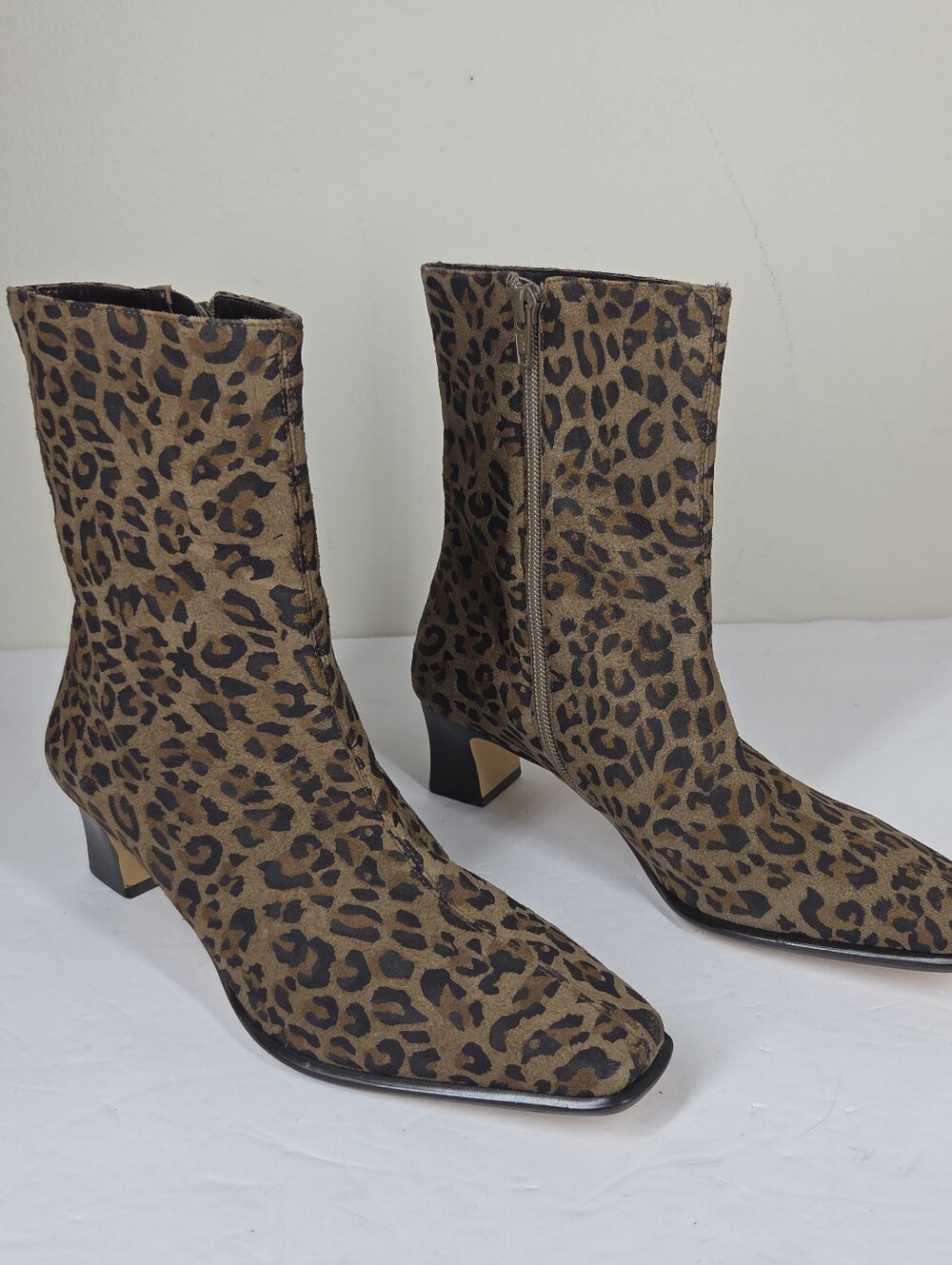 Vtg Etienne Aigner Leopard Ankle Boots Kitten Heel Block Y2K Square Toe Grunge